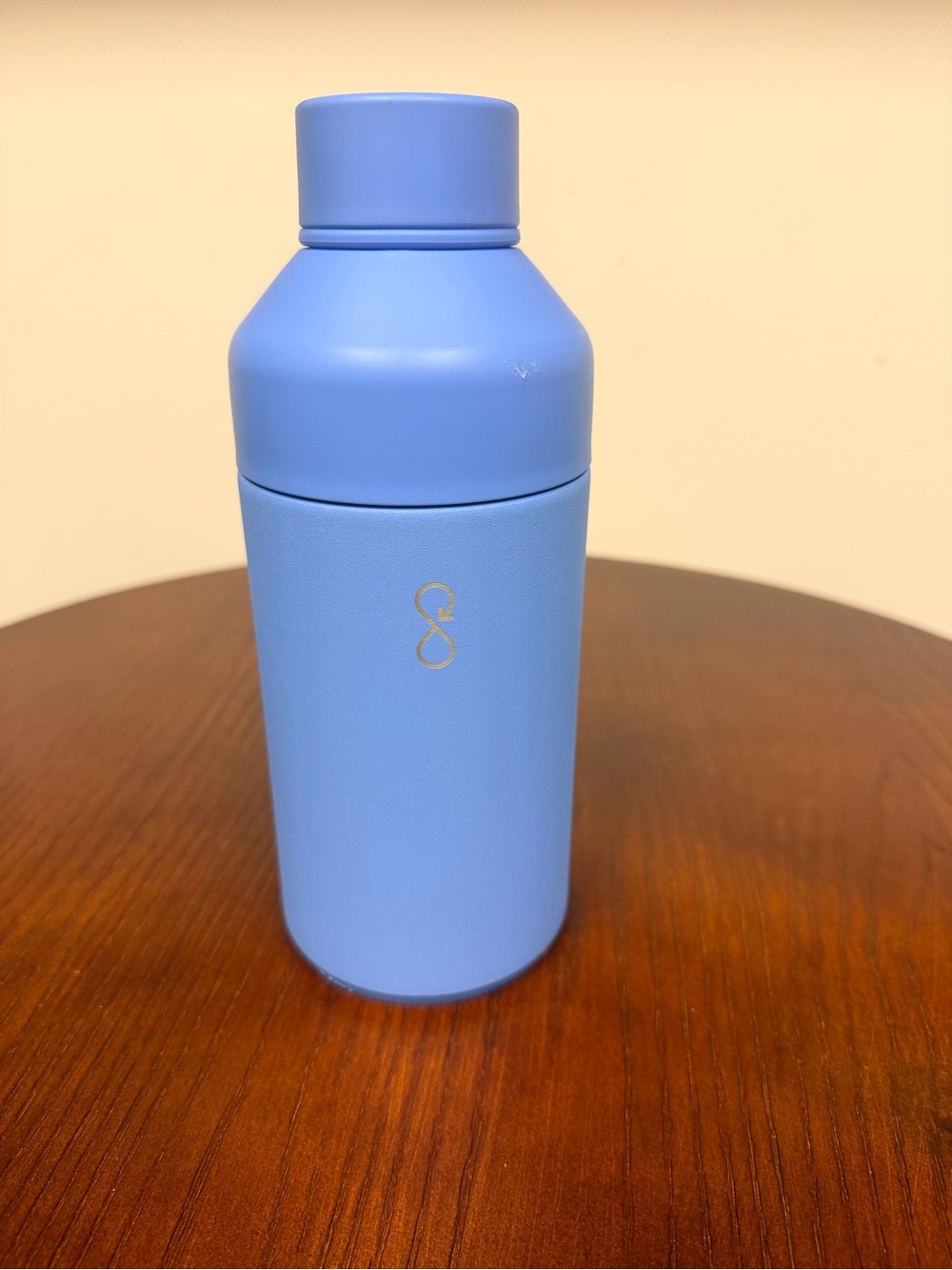 $48 "OCEAN BLUE" Blue Insulated Bottle TUMBLER GUC